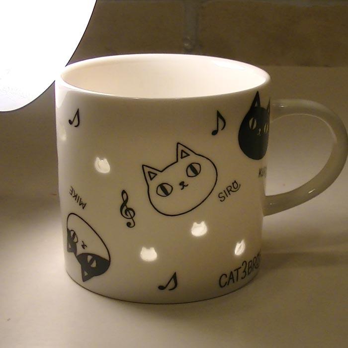 マグカップ 蛍彫り（透かし彫り）  猫３兄弟 マグ・顔 0621-09　プレゼント ギフト | にゃん屋 | 01