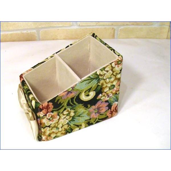 エレガントローズ リモコンホルダー リモコンスタンド 小物立て 文具スタンド バラ雑貨 薔薇柄 小物収納 布張り ブラック 0915-16 | ブランド登録なし | 02