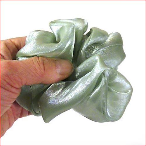 光沢サテン　ＢＩＧ シュシュ・ミント 1129-81　プレゼント ギフト | ブランド登録なし | 01