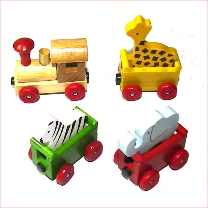 木製 知育玩具 機関車 列車 貨物車 木のおもちゃ 磁石付 連結 汽車ぽっぽ  動物運搬車  キリン、シマウマ、ゾウ 2029-05　プレゼント ギフト | ブランド登録なし | 01
