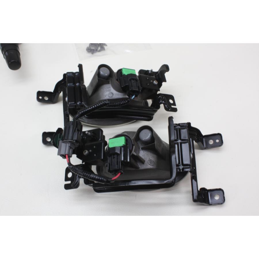 RK5 ステップワゴン スパーダ Z H22年式 2.0L CVT 純正 フォグランプ
