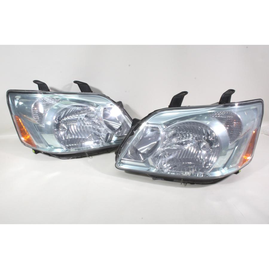 ノア NOAH AZR65 AZR60 後期 HID ヘッドライト 左右 AZR60 ノア X 後期 H17年式 (AZR65) 純正HID ヘッドライト 左 右 KOITO
