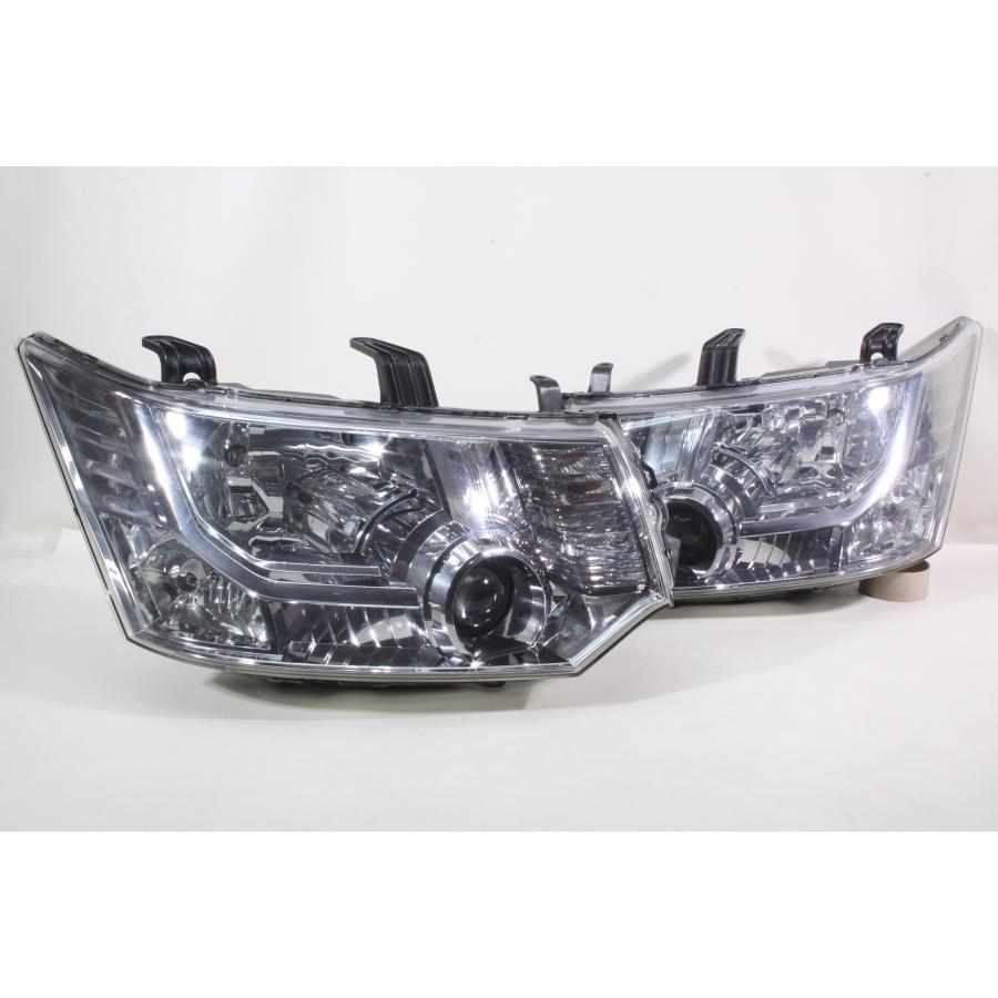 CV5W デリカ D:5 H20年式 4B12 CVT 2WD (CV系) 純正HID ヘッドライト