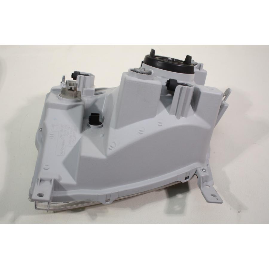 MH21S ワゴンR 綺麗です ハロゲン ヘッドライト 左 KOITO 100 MH21S ワゴンR 綺麗です ハロゲン ヘッドライト 左 KOITO 100