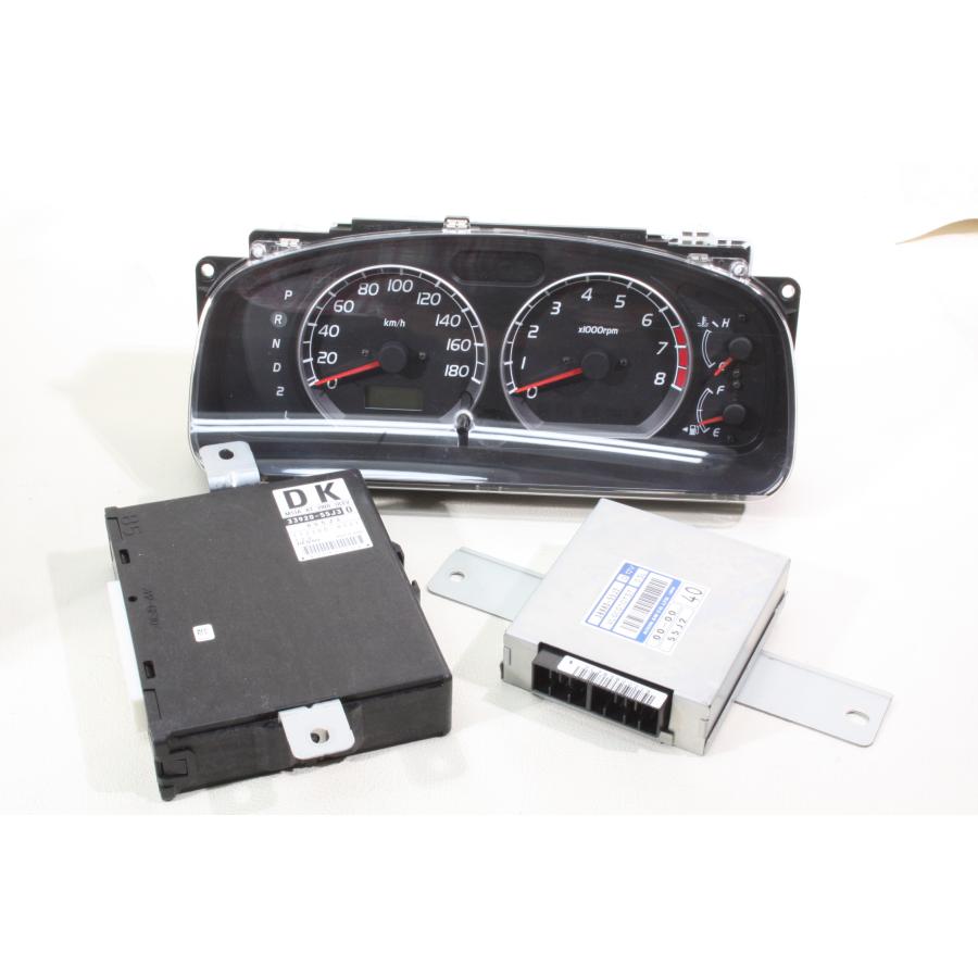 HT51S スイフト スピードメーター H15年 43780km M13A AT 2WD 純正