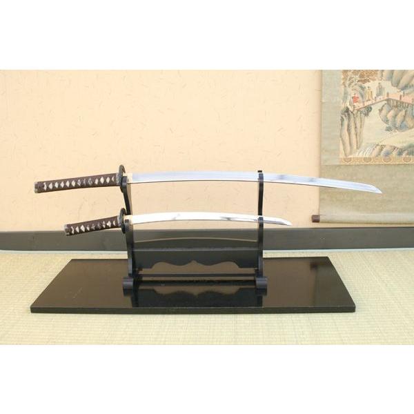 (模造刀}大刀、小刀と台座SET 模造刀}大刀、小刀と台座SET