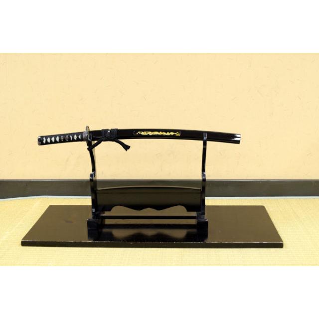 模造刀 彫金 竜黒 小刀 刀身竜彫 クリーニングクロス付セット 国産