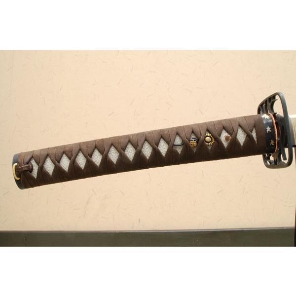 【値下げ・名盤】 高級居合刀 2尺4寸5分 備前國忠吉千鳥一文字 刀袋付き 国産 日本刀 模造刀 居合道 しのびや 【XU1393838389】(50600円)