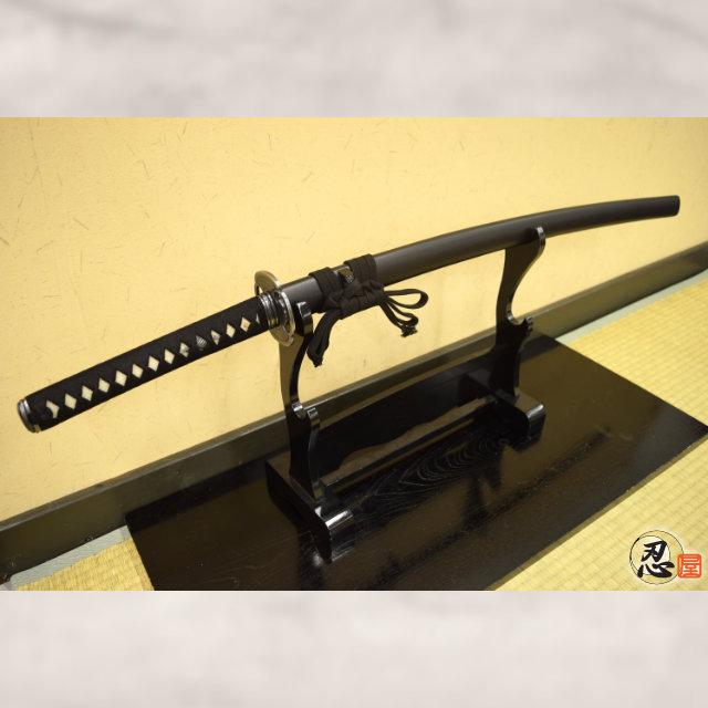 高級高級居合刀 2尺4寸5分 九州肥後菊池住 名工同田貫上野介 刀袋付き 高級高級居合刀 2尺4寸5分 九州肥後菊池住 名工同田貫上野介 刀袋付き