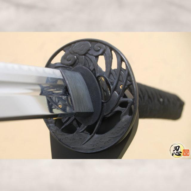 【〜6/6まで出品】 即納 高級居合刀 2尺4寸5分 天下五剣 名物大典太光世 刀袋付き 国産 日本刀 模造刀 居合道 しのびや 【V8164692506】(29640円)