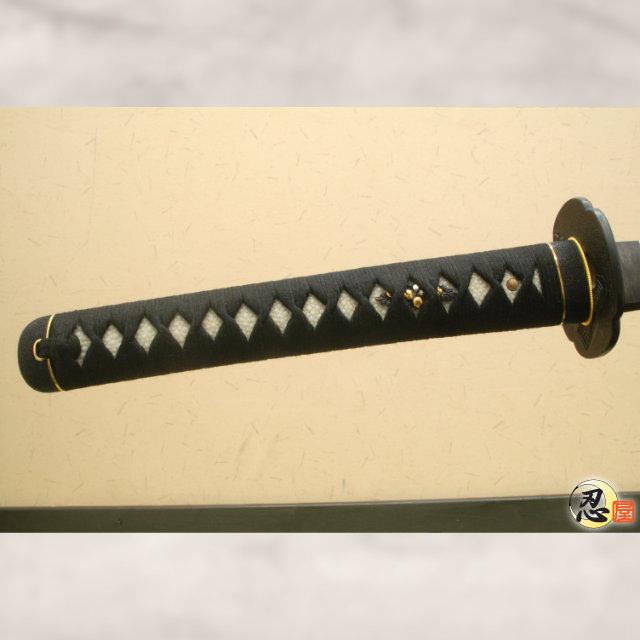 新入荷 高級居合刀 2尺5寸 新選組副長 土方歳三佩刀十一代和泉守兼定 刀袋付き 国産 日本刀 模造刀 居合道 しのびや 【1615583447】(58650円)