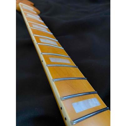 ストラトキャスターネック（No171）バインディング メイプル指板