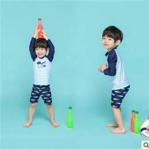 水着セット 男の子 3点セット ショートパンツ 長袖 帽子 子ども 子供 キッズ ラッシュガード スイミングウェア 温泉 ビーチ プール 夏物 新作 送料無料｜tman｜02