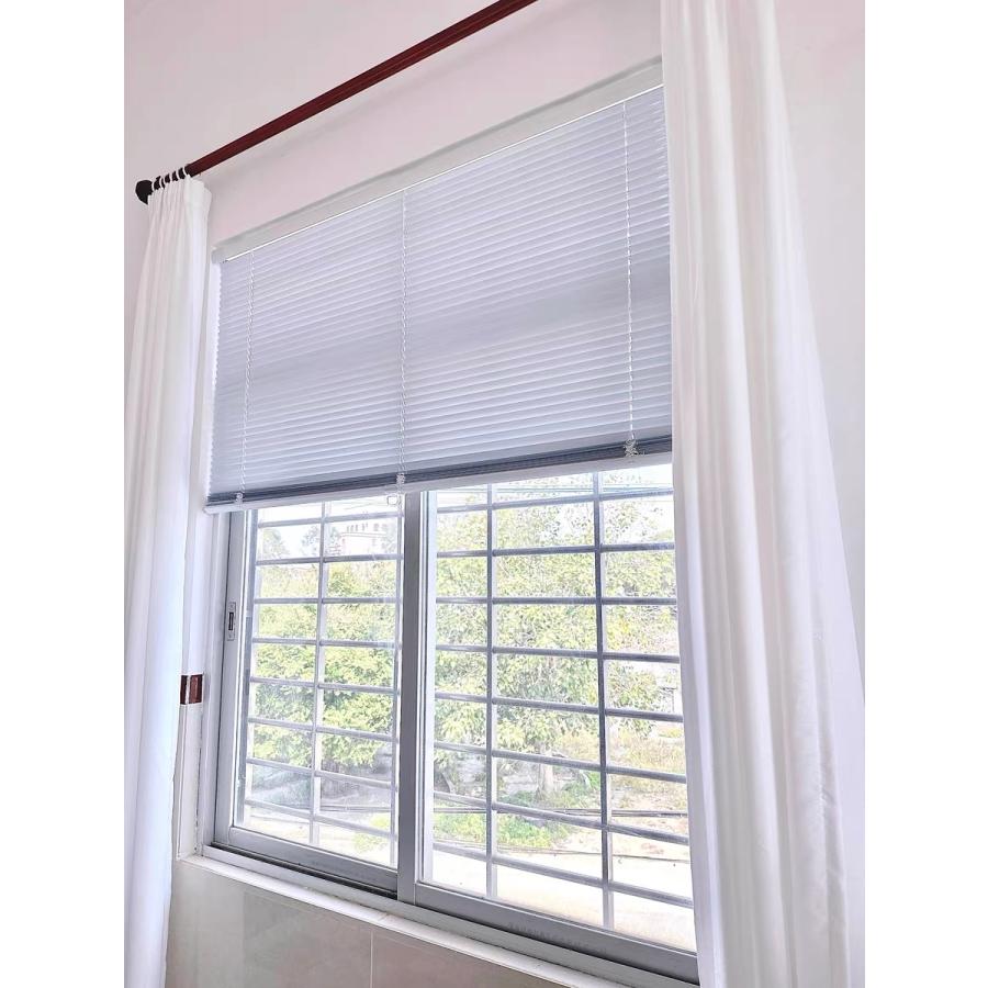 ブラインド アルミ オーダー つっぱり式 コードレス 遮光 遮熱 防音 カーテン シンプル アルミブラインド 防水 北欧風 インテリア 取付簡単 賃貸 |  | 25