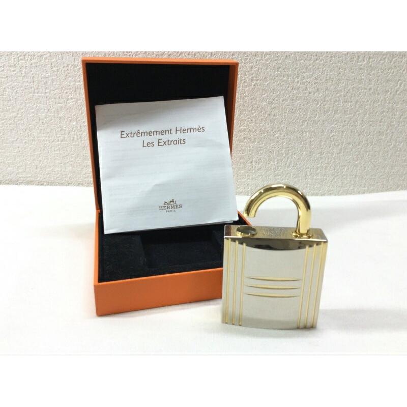 Hermes エルメス ジュエルロック カデナ型 香水入れ 7 5ml パルファム Parfum P 香水 アクセサリー 小物 女性用 中古品 A534 39 A534 39 天文館質舗 通販 Yahoo ショッピング