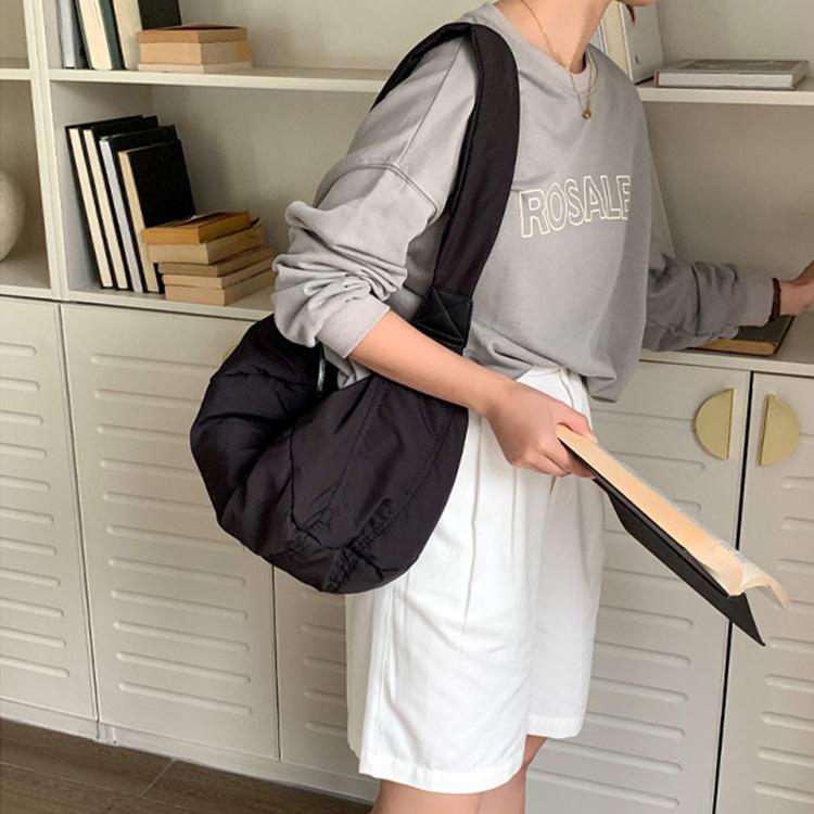 SK。在庫確認！ナイロンバック。超軽い！ トートバッグ レディース ナイロン 通勤 a4 大きめ 軽い 40代 50