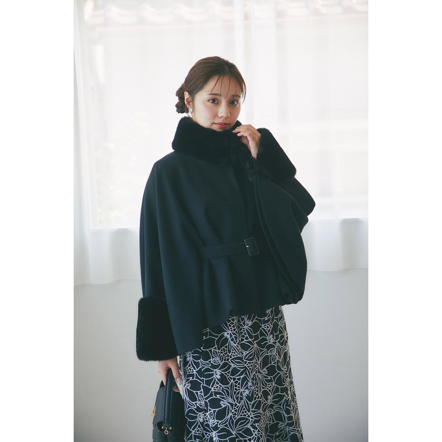 2WAYファー＆ベルト付きケープライクコート【sandina】9/24(火)10 