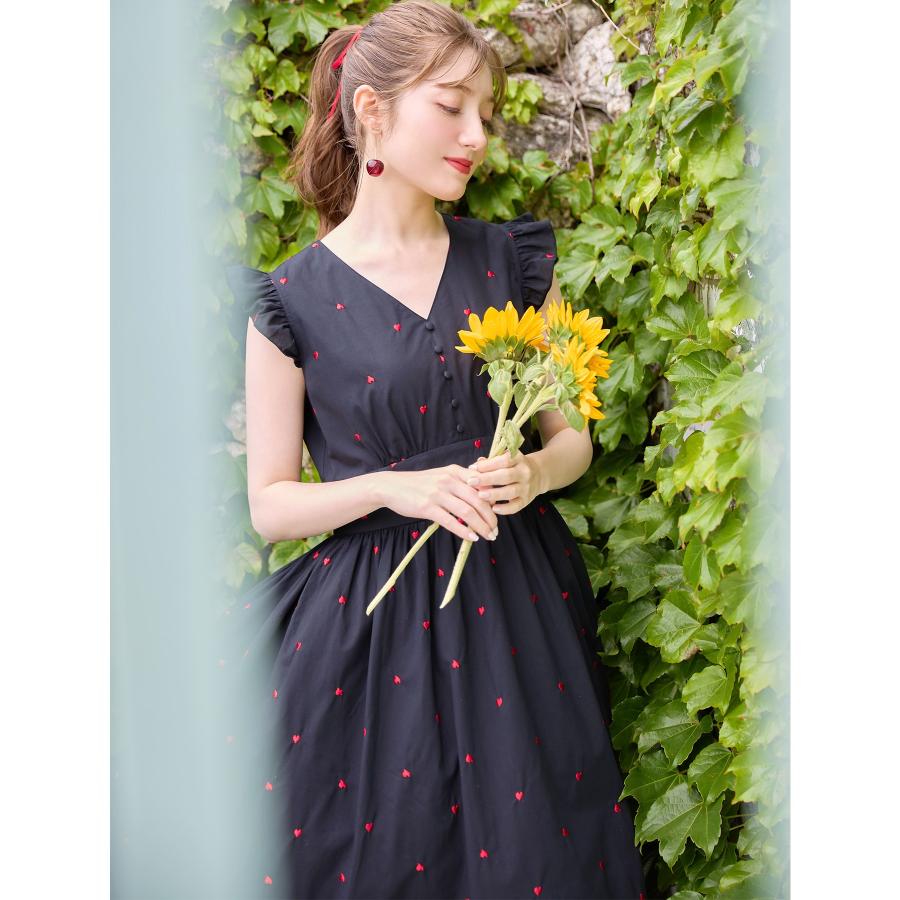 tocco closet（トッコ クローゼット） フリル付きくるみ飾り釦ハート