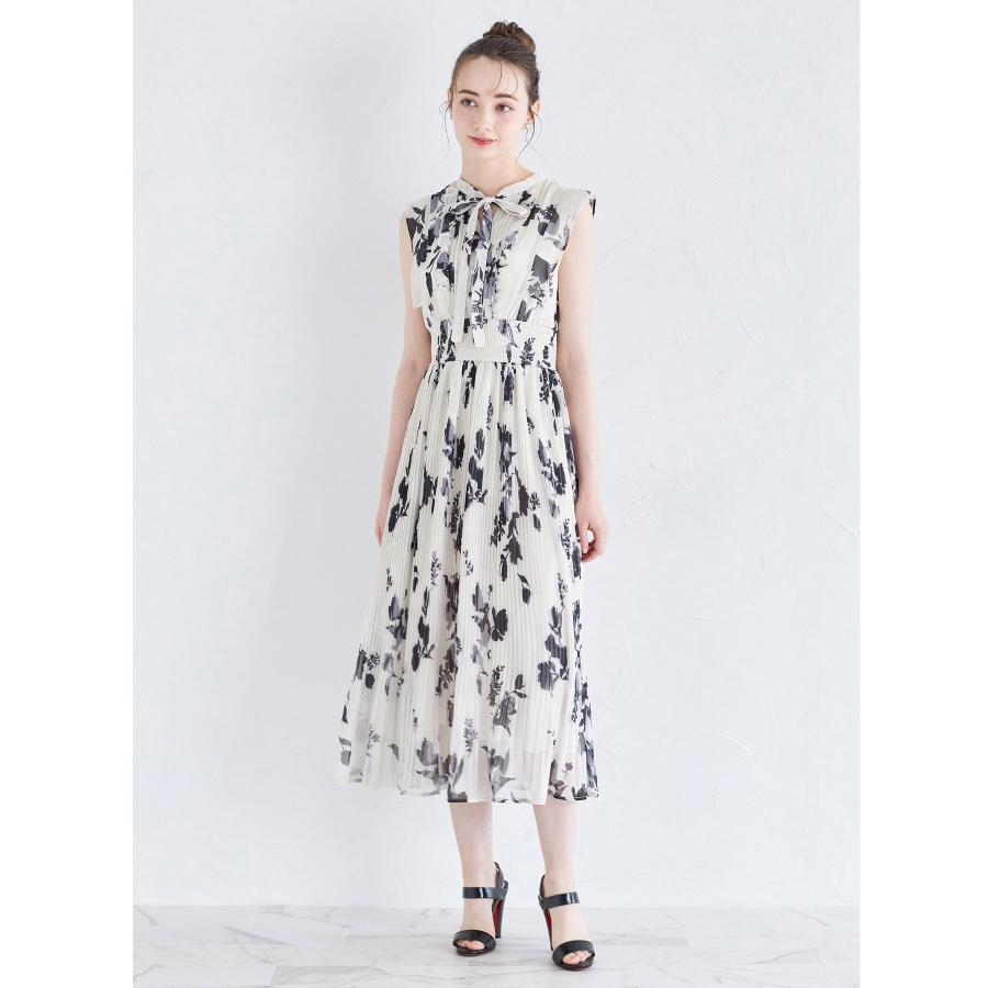 tocco closet リボン付きウエストシャーリングフラワープリント 