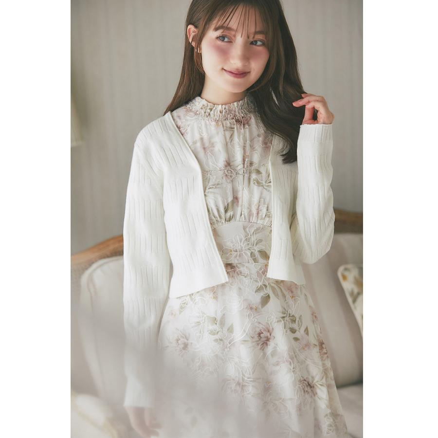 tocco closet（トッコ クローゼット） フラワープリント×フラワー刺繍