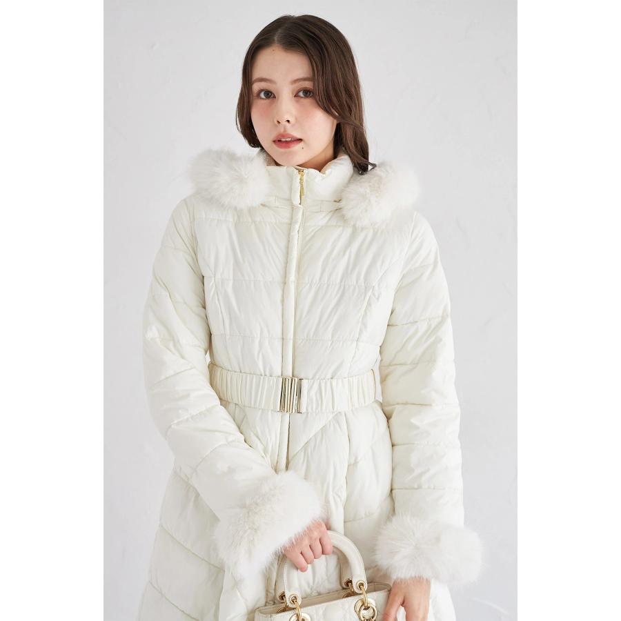 d*g様 ベージュ ファー付きキルティングコート Girly Doll（ガーリードール）の「エコファー襟付きキルティング