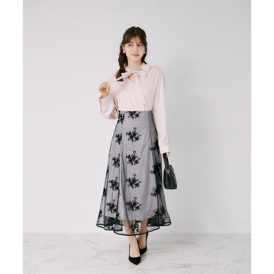 tocco closet（トッコ クローゼット） フラワー刺繍×ドットチュール