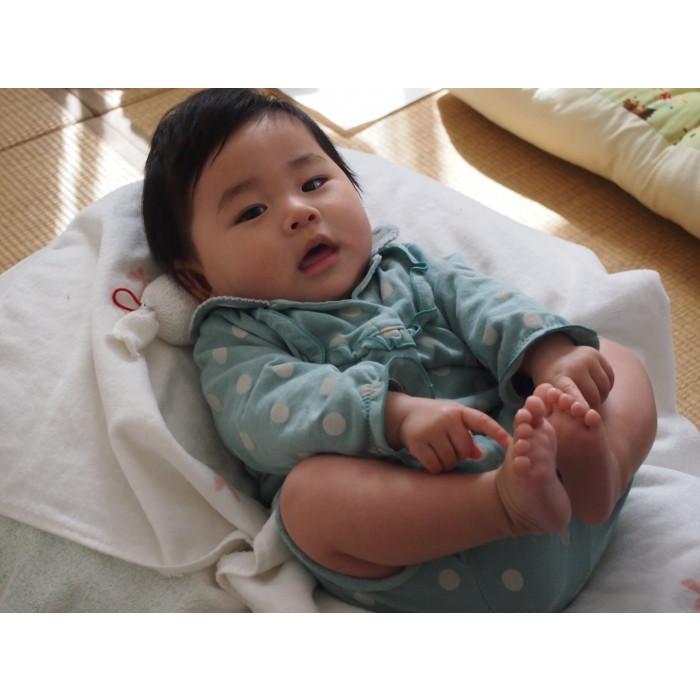 授乳クッション あぐら用クッション 青葉 正規品 洗える 厚い 日本製 イエロー 授乳枕 カバー トコちゃんベルト ベビー お昼寝 Shisei4 腰痛解決 トコちゃんベルト専門店 通販 Yahoo ショッピング