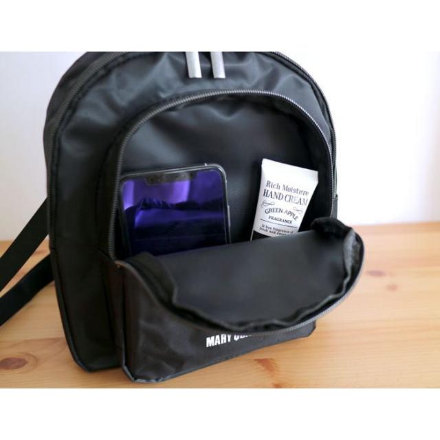 今だけ★かわいい！MARY QUANT Ｌサイズリュック★ MARY QUANT マリークヮント デコレーション ミニフラワー