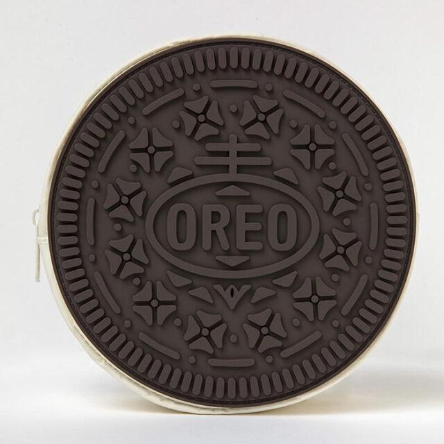 オレオ OREO クッキー型 ポーチ シリコン素材 かわいいポーチ 本物みたい 美味しそうなポーチ |  | 01
