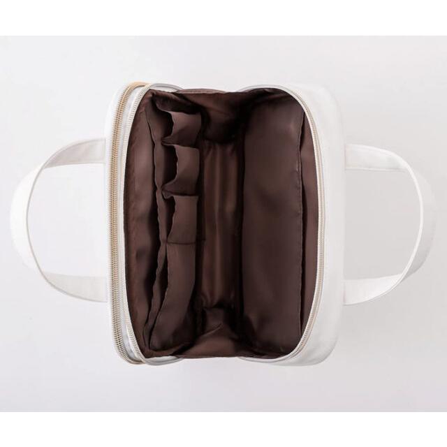 完売/人気カラー【マリークワント】フェイク レザー ボディバッグ 花 デイジー Amazon | [マリークヮント] フロントポケットデイジーパッチ ボディ