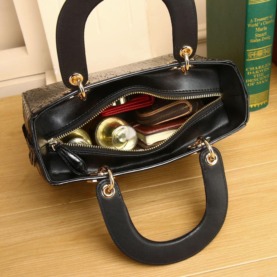 美品！ ロダニア クロコダイルレザー ハンドバッグ ブラック ターンロック RODANIA（ロダニア） ◇ロダニア◇リアル クロコダイル×レザー