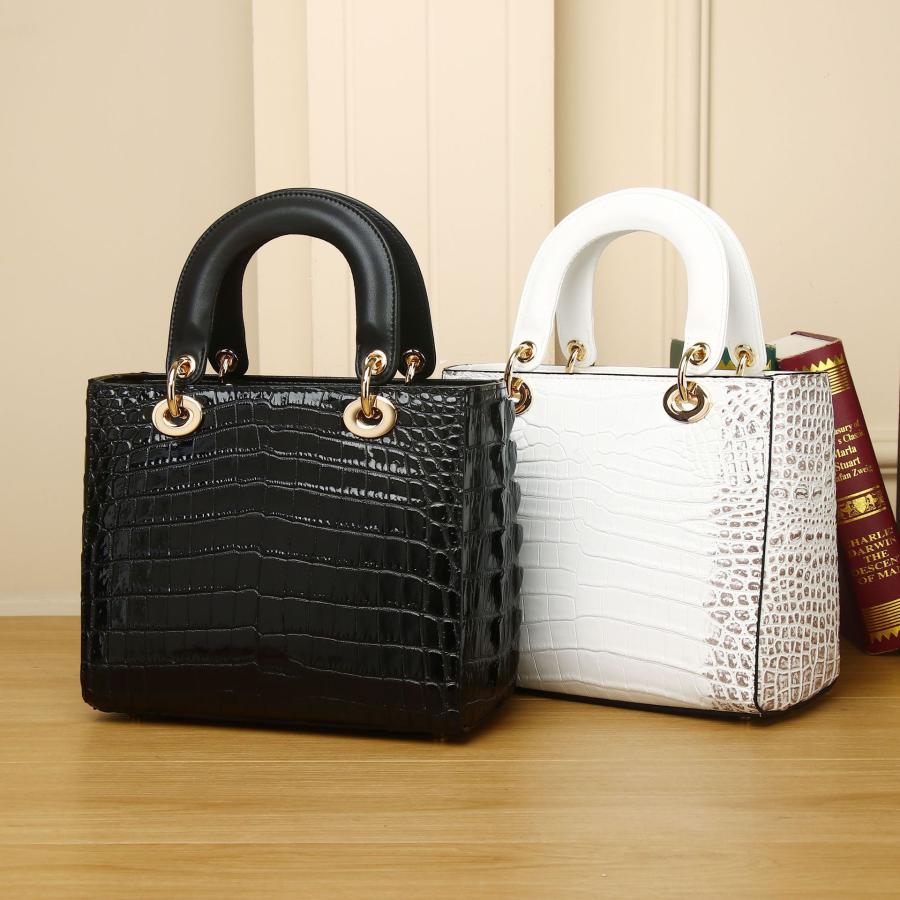 オッチィーノ　ハンドバッグ　レザーに クロコザイル型押し　高級感満載 オッチィーノ ハンドバッグ レザーに クロコザイル型押し 高級感満載