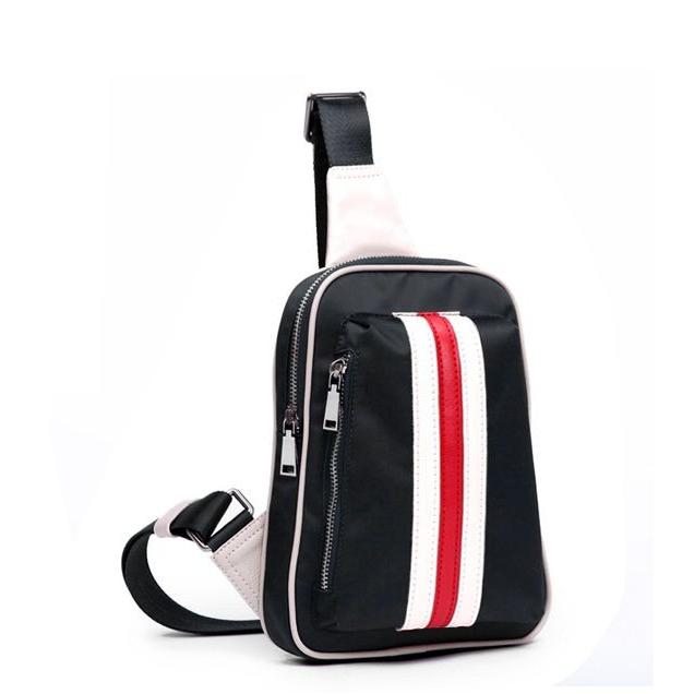 ボディバッグ ブラック キャンバス地 防水仕様 シンプル メンズ ボディバッグ 斜めがけバッグ ボディーバッグ プレゼント 男性 M Tocyo雑貨 通販 Yahoo ショッピング