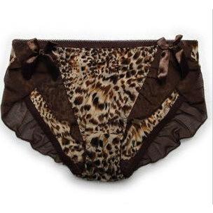 レディース　パンティ　セクシー　ショーツ　女性下着 | VICTORIA'S SECRET