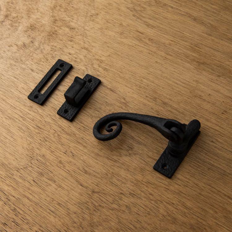 DUVE LT310BK 真鍮製 観音開き窓用ロック 黒 (打掛け 打ち掛け 金物