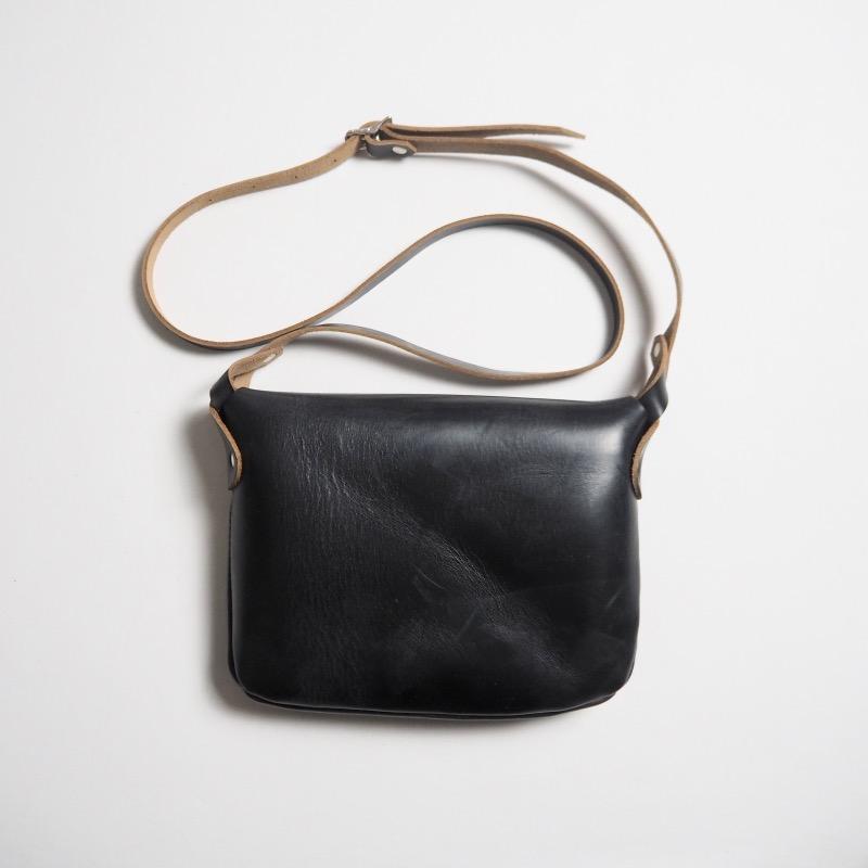FERNAND LEATHER（フェルナンドレザー） ショルダーバッグ HORIZONTAL