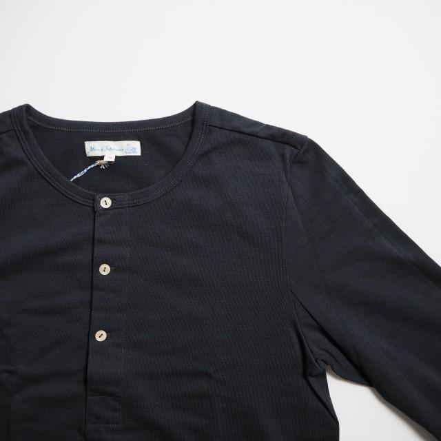 Merz b. Schwanen ヘンリーネック 長袖シャツ オーガニック綿 Merz b. Schwanen ヘンリーネック 長袖シャツ オーガニック綿