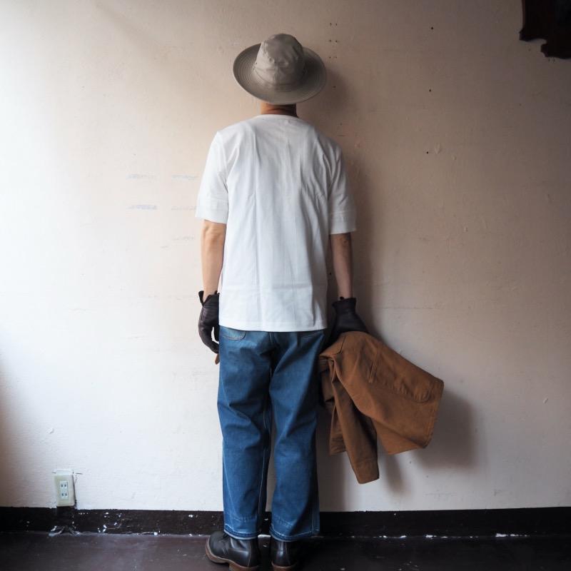 Merz b.Schwanen（メルツベーシュヴァーネン） ヘンリーネックTシャツ