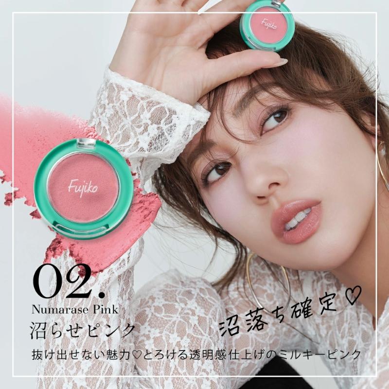 ほぼ新品　コスメセット売り　ファンデーション　チーク　ボディヘアオイル Fujiko フジコ どこでもチーク 1.8g 全3色 ＆ ポアレスパフ パフ付き