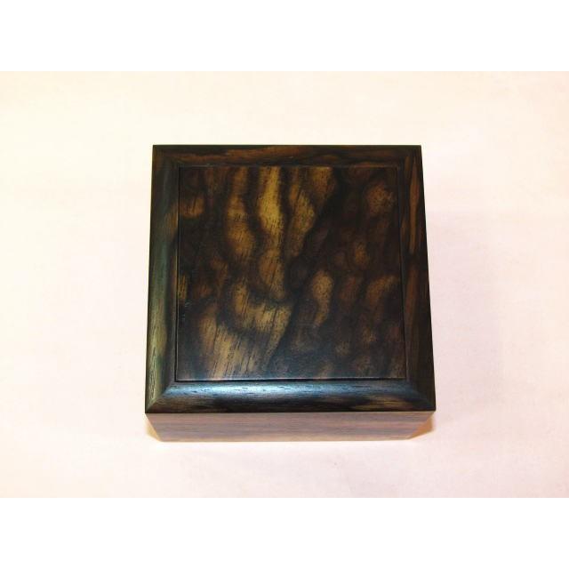 将棋駒箱 大橋利一作銘入銘木黒柿変縁駒箱/紙箱付新品(KH148 将棋駒箱 大橋利一作銘入銘木黒柿変縁駒箱/紙箱付新品(KH148