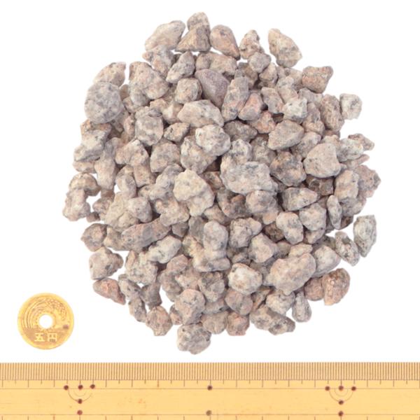 ポイント5倍!10/11限定!] 桜みかげ 3分 (約3-12mm) 20kg / 庭 石