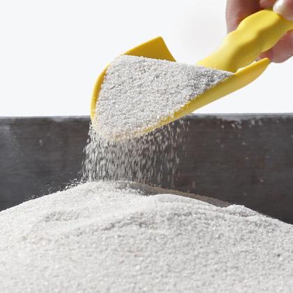 砂場用 さらさらあそび砂 ホワイト 0-1mm 400kg (20kg×20袋) 放射線量報告書付 / 白 砂 砂場 砂遊び 砂場遊び 砂遊び用砂 砂場用砂 |  | 04