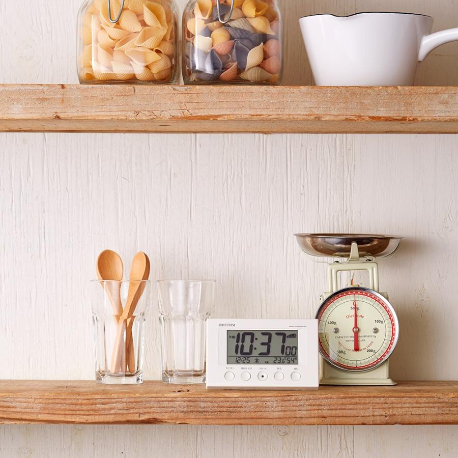 送料無料　RHYTHM リズム　フィットウェーブ　置時計　電波時計　白 リズム フィットウェーブA439 4RL439SR04 (時計) 価格比較