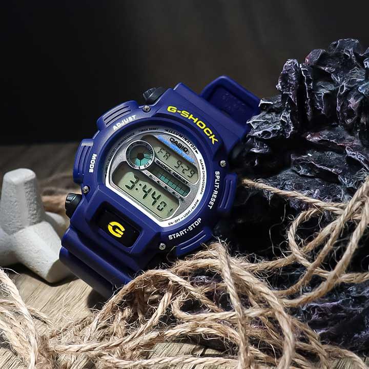 ネコポス BOXなしの訳あり OUTLET G-SHOCK Gショック ジーショック g-shock gショック デジタル メンズ 腕時計  DW-9052-2V 逆輸入