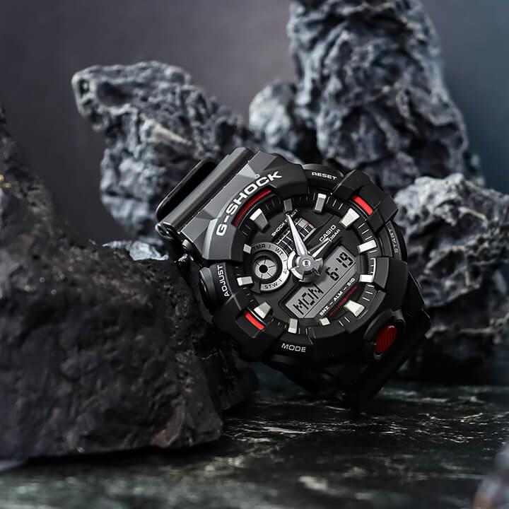 Gショック ジーショック G-SHOCK 腕時計 メンズ 防水 アナログ アナデジ GA-700 黒 ブラック 赤 レッド 白 ホワイト ネイビー  カラフル 推し活グッズ おしゃれ