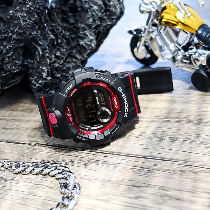 カシオ Gショック ジーショック ジー・スクワッド CASIO G-SHOCK G-SQUAD GBD-800-1 クオーツ Bluetooth 防水  ウレタン デジタル 黒 赤 海外モデル 腕時計 時計