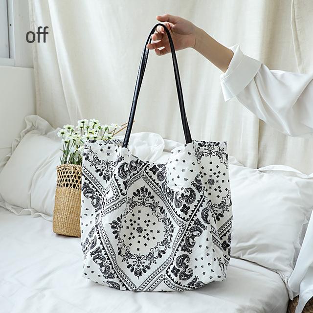 トートバッグ バンダナ柄 トート エコバッグ ショッピングバッグ 大容量 持ち手 合皮 革 レザー おしゃれ 綿 大人気 ママバッグ メール便 Ba 196 Tokohana 通販 Yahoo ショッピング