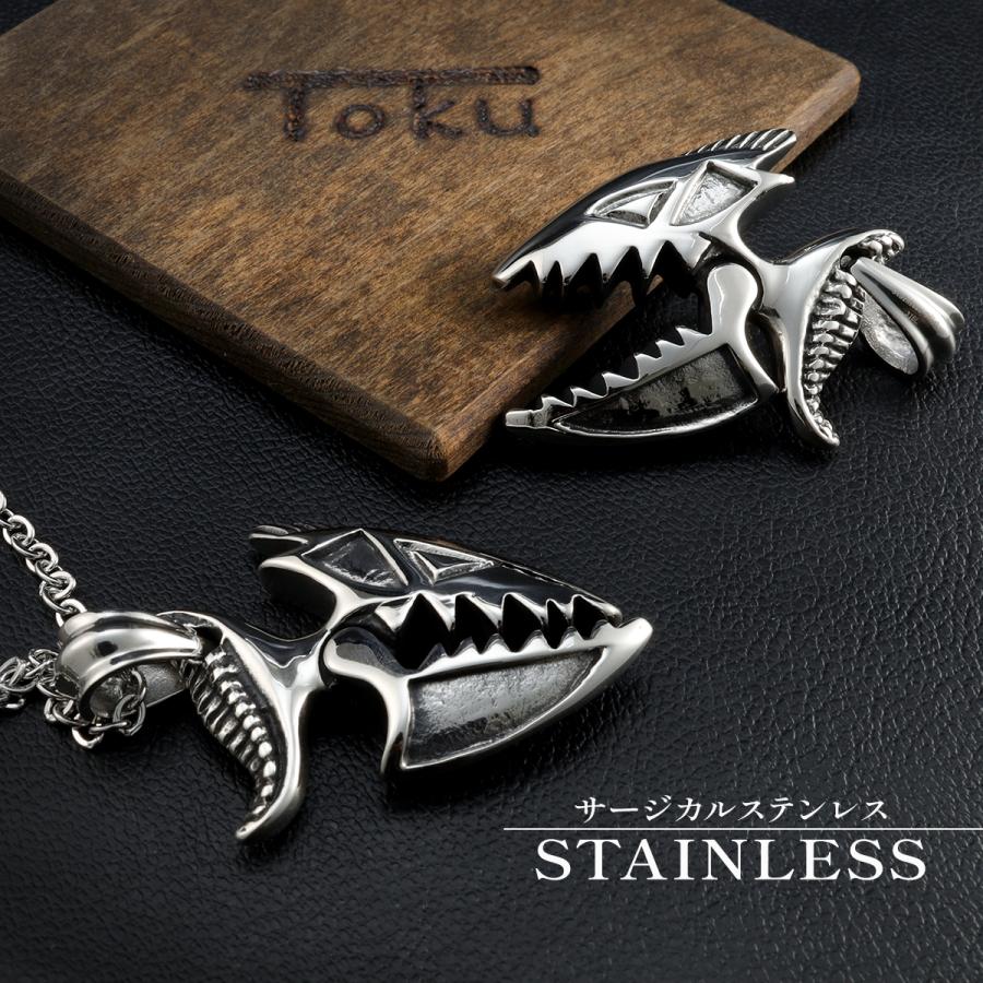 新品！レザーズ&トレジャーズ パイレーツオブカリビアン シルバーペンダントトップ 新品！レザーズ&トレジャーズ パイレーツオブカリビアン