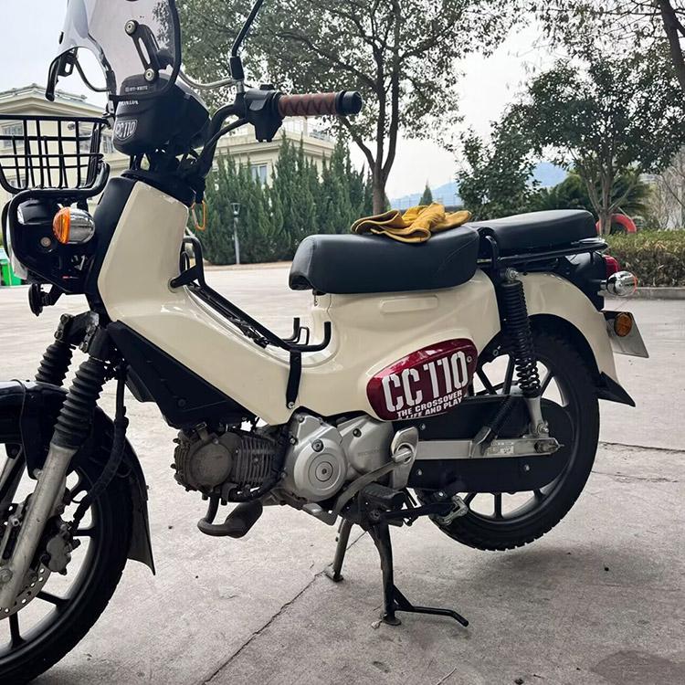ホンダ クロスカブ CC110 用 ステッカー シール ブラック 2枚セット