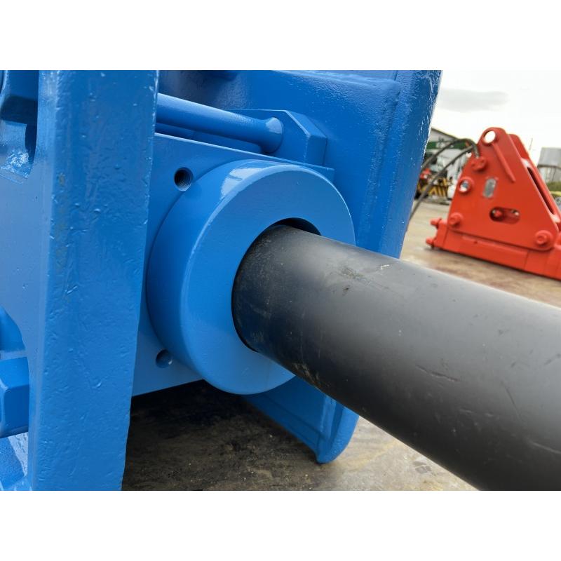 油圧ブレーカー ハンマー 0.7m3 重機 ユンボ ショベル バックホー 建設